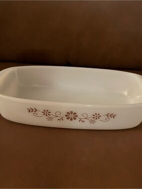 Vtg Dynaware Pyr-O-Rey Brown Daisy Milk Glass 1Qt Baking Dish